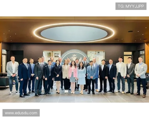 和睦法兰克福俱乐部携手共建城市足球文化新篇章