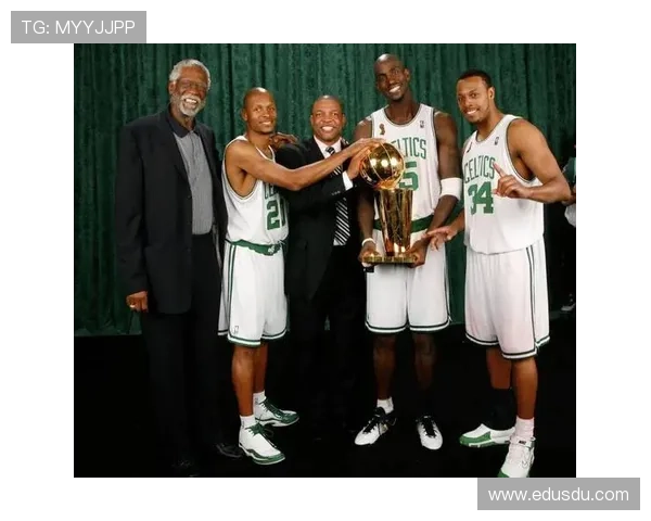 波士顿凯尔特人豪强再起聚焦新赛季阵容深度与冠军前景解析