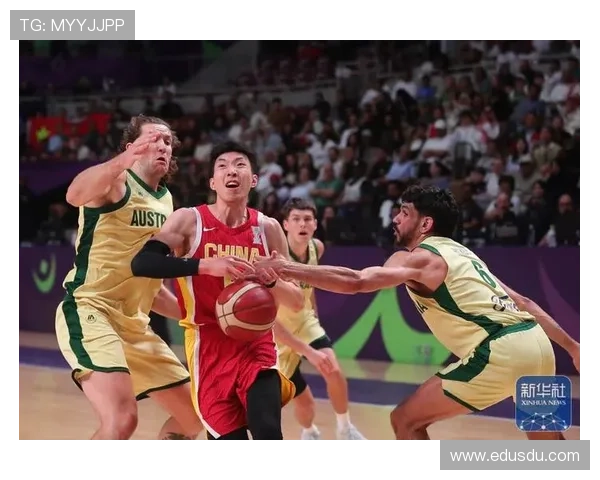 中国篮球队备战亚洲杯全力冲击冠军目标 新星球员表现引关注 中国篮球队备战亚洲杯全力冲击冠军目标 新星球员表现引关注