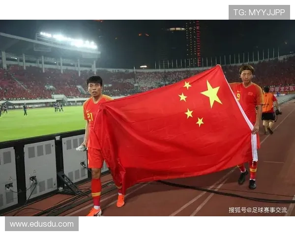 中国足球队备战亚洲杯主帅强调攻防平衡力争突破小组赛