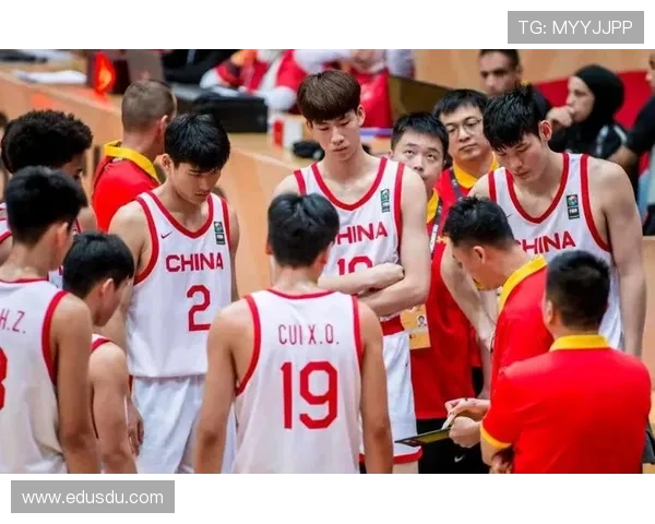 中国男篮晋级世界杯八强 关键战役彰显团队协作与个人实力